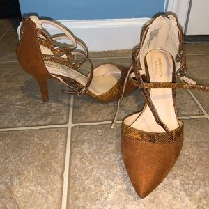 Brown Liz Claiborne Heels!